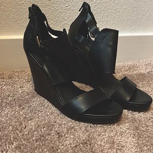 Express Wedges